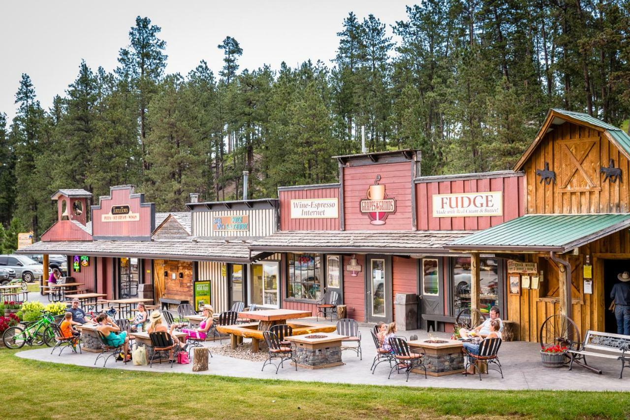 Lodge At Palmer Gulch Hill City Buitenkant foto